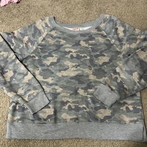 Mossimo Supply Co camo sweatshirt size XL